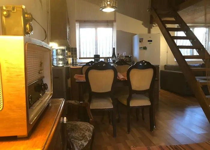 Kaleiçi Müstakil Benzersiz Bahçeli Harıka Ev Antalya