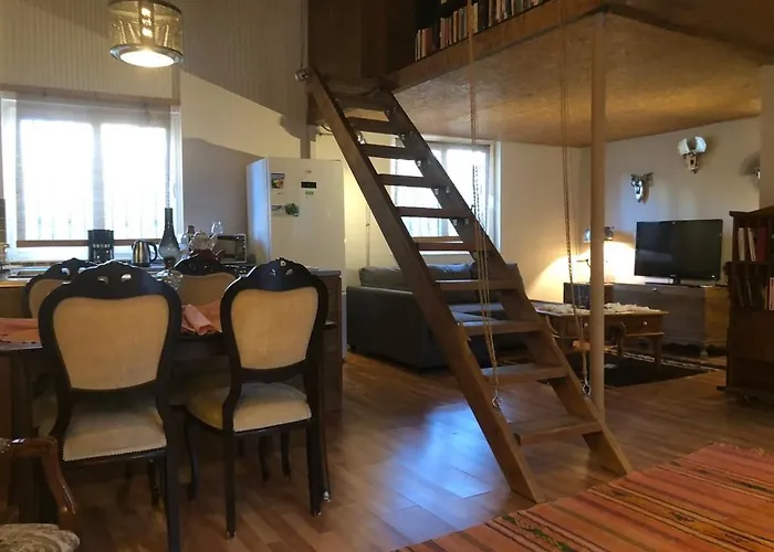 Villa Kaleiçi Müstakil Benzersiz Bahçeli Harıka Ev *
