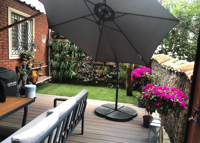 Kaleici Muestakil Benzersiz Bahceli Harika Ev *