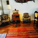 Kaleiçi Müstakil Benzersiz Bahçeli Harıka Ev Antália