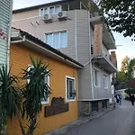 Villa Kaleiçi Müstakil Benzersiz Bahçeli Harıka Ev *