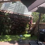 Villa Kaleiçi Müstakil Benzersiz Bahçeli Harıka Ev *